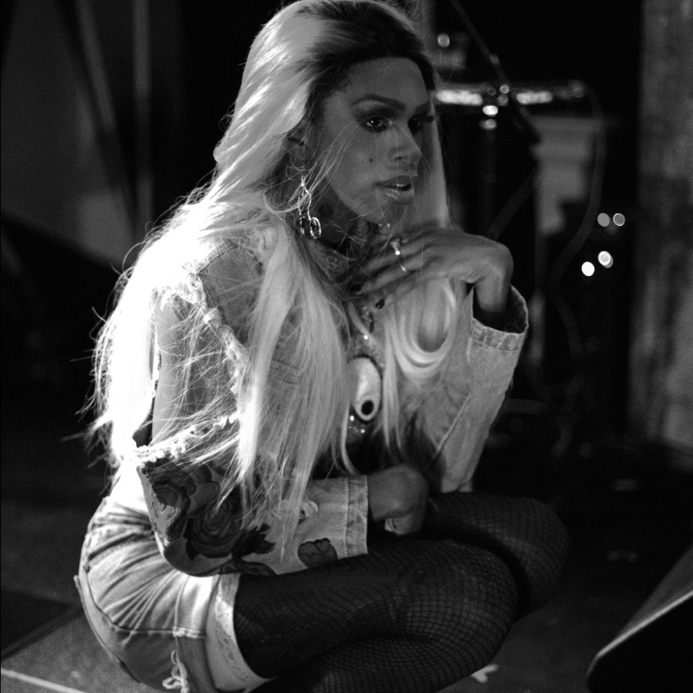 Meet your Posher, Lovell